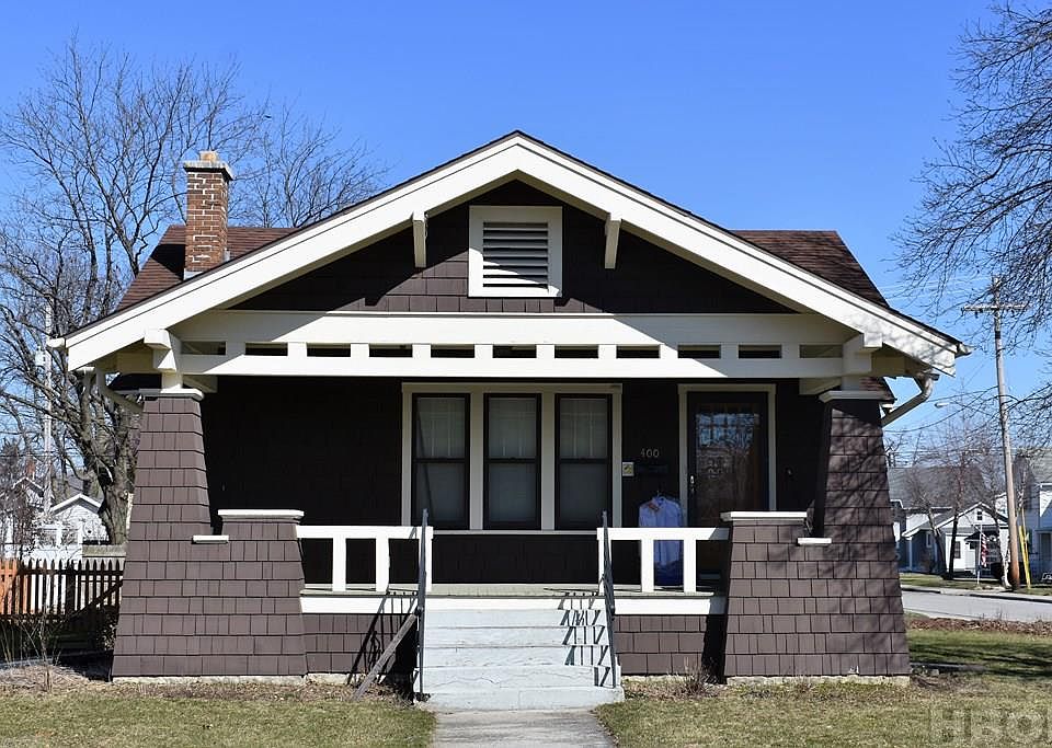 2nd image of 400 Locust St