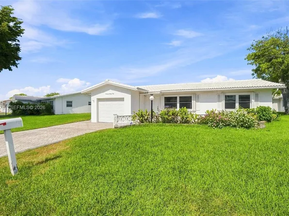 1431 NW 85th Way, Plantation, FL 33322