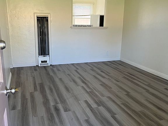 5th image of 2158-72.5 Felspar St #2160
