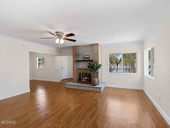5th image of 3150 E Presidio Rd