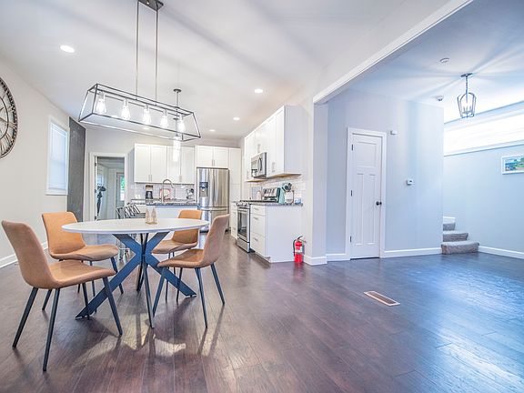 5th image of 615 Cottage Ave