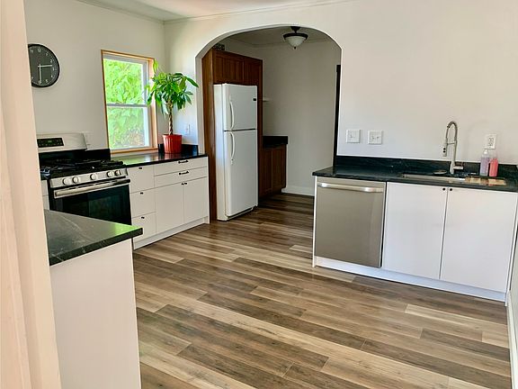 2nd image of 39 Orient St #2