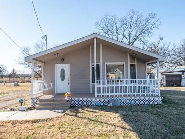 407 N Foreman St, Caney, KS 67333