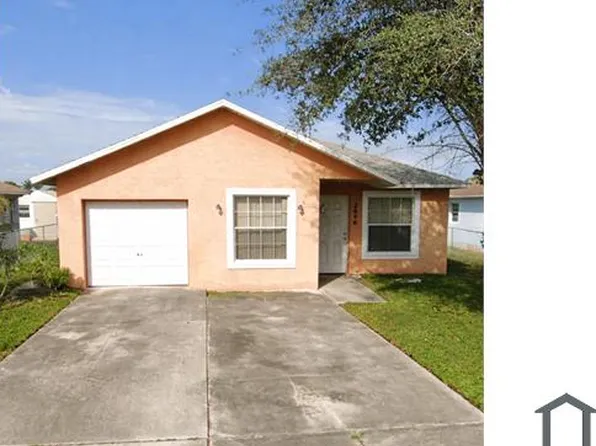 2640 W 28th St, Riviera Beach, FL 33404