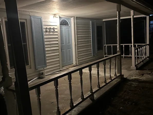 408 Cedar St, Central City, KY 42330