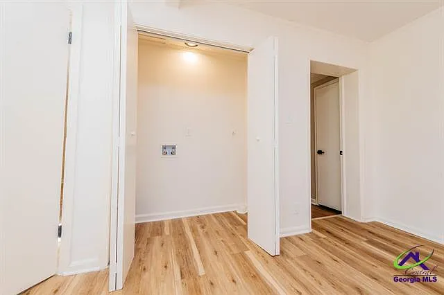 3063 Somerset Dr — Photo 6