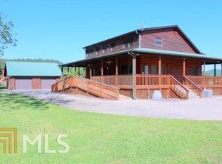 488 Valley Hideaway Dr, Hayesville, NC 28904