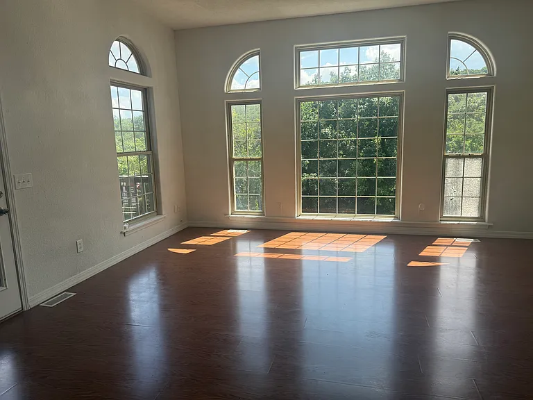 19 Oak Creek Cir — Photo 22