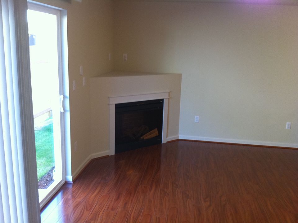 2nd image of 11603 3rd Avenue Ct E