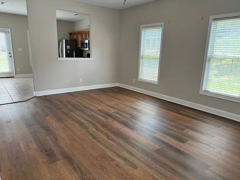 1600 Wards Ferry Rd #201 — Photo 2