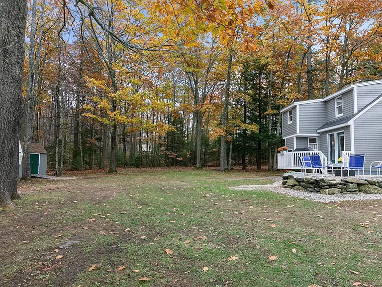32 Maple Ave — Photo 44
