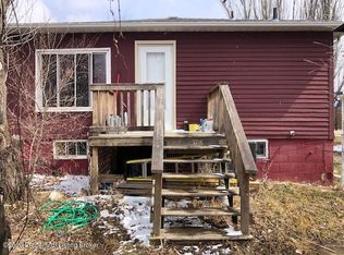 309 3rd St NE, Belfield, ND 58622