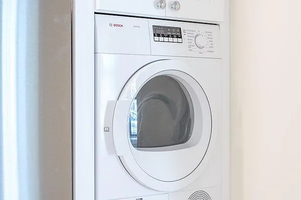 Rented by Bold Marketing | media 14