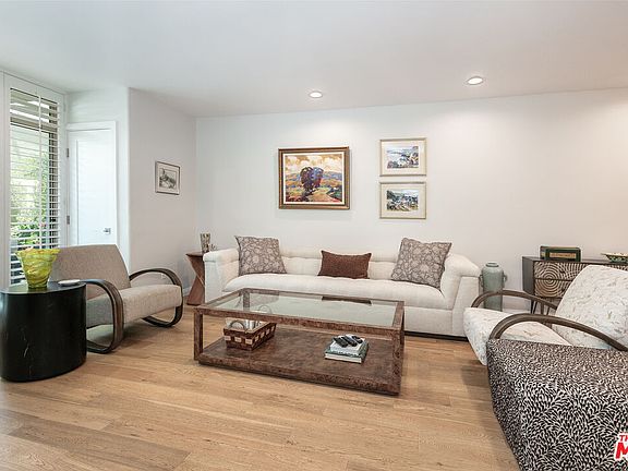 5th image of 14101 Dickens St APT 8