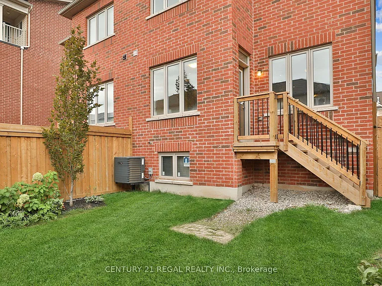 472 George Ryan Ave — Photo 24