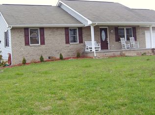 320 Pecan Cir, Corryton, TN 37721