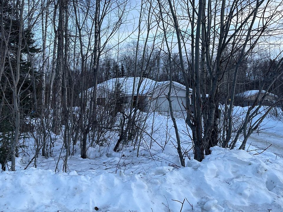 2nd image of 490 E White Spruce Loop