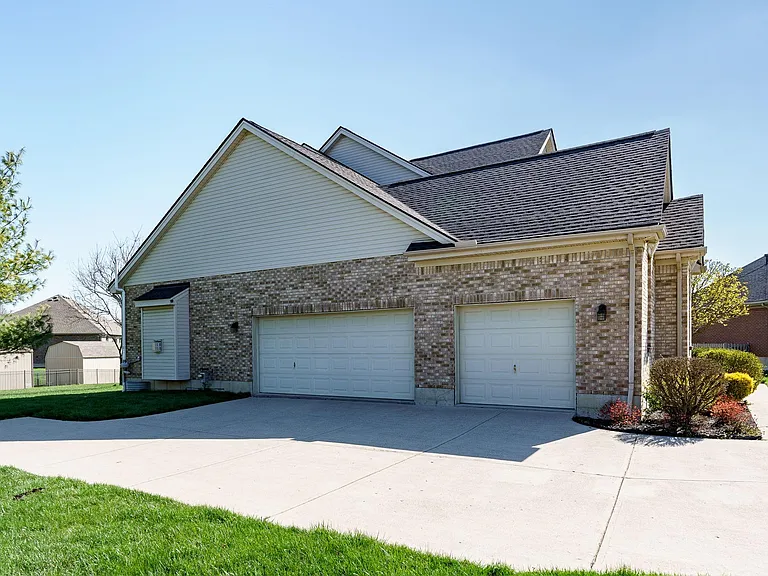 9390 Remington Hill Rd — Photo 5