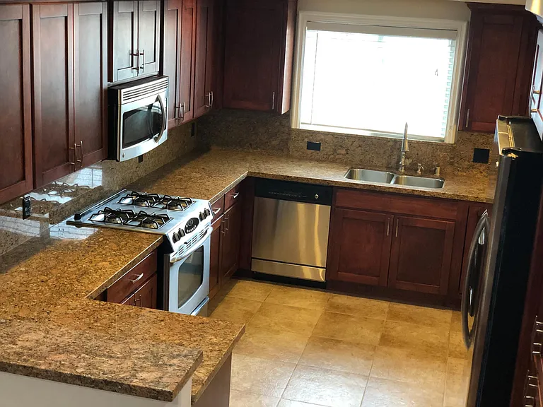 769 Elm St — Photo 7