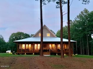 2828 Neely Avera Rd, Neely, MS 39461