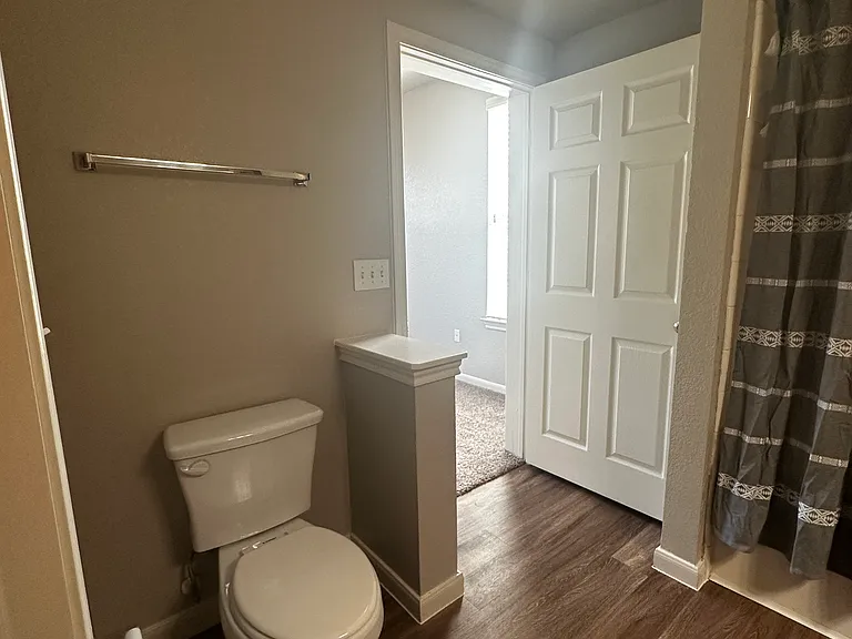 Medical Pkwy — Photo 18