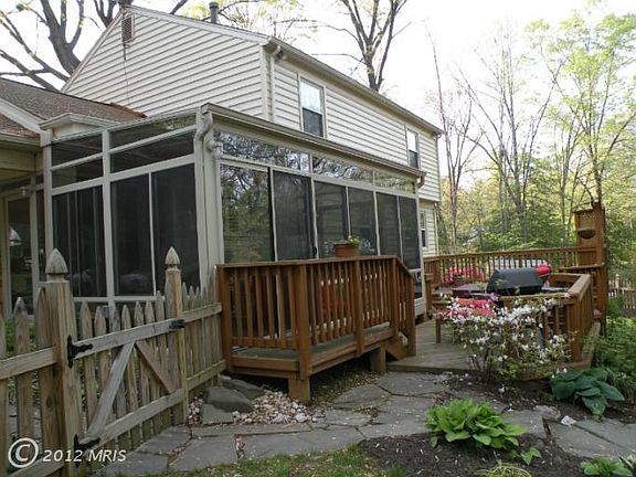 5th image of 5415 Rumsey Pl