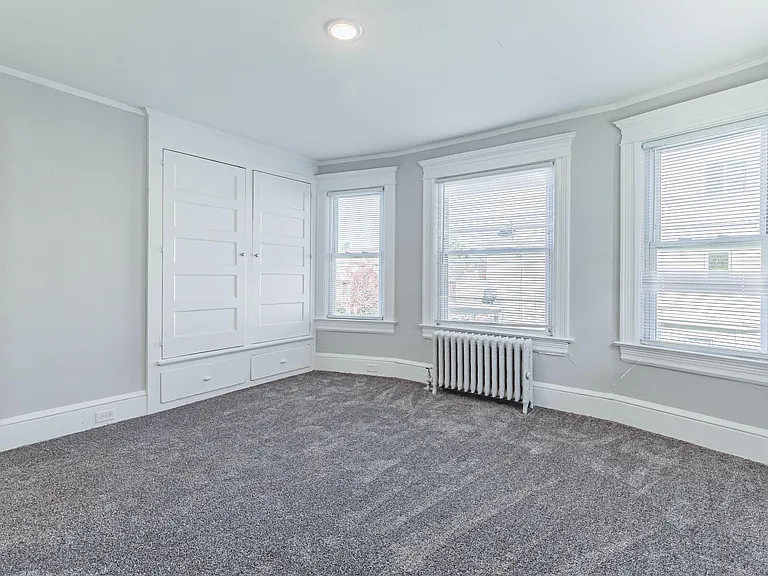 802 Quincy Ave — Photo 11