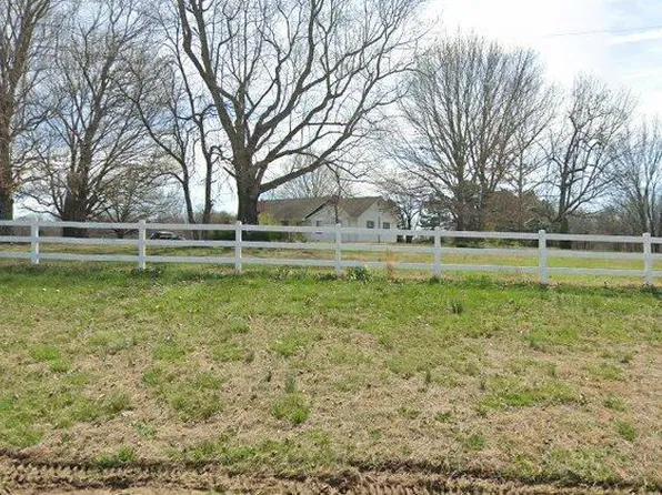 270 McDonald Rd, Atwood, TN 38220