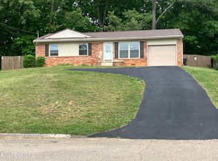 6119 Cougar Dr, Knoxville, TN 37921