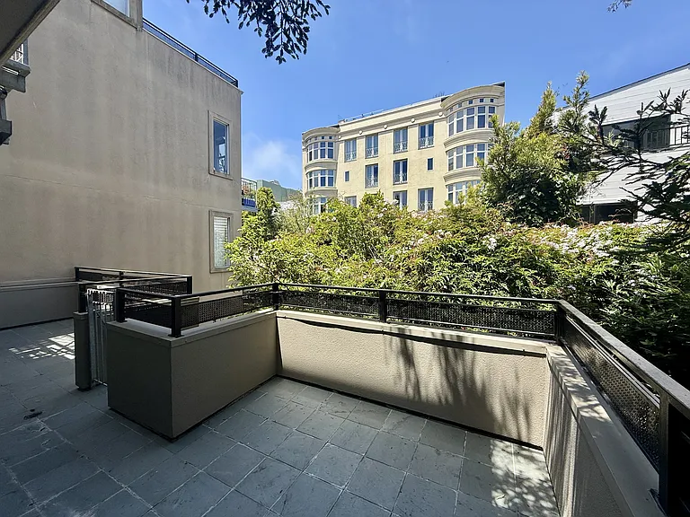 3316 California St #2 — Photo 27