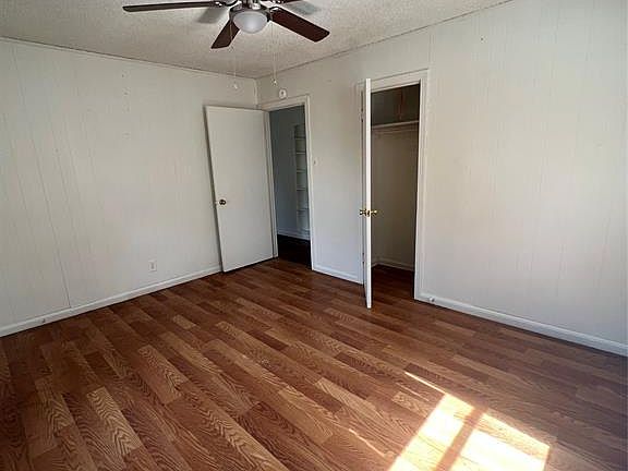 4th image of 3110 Bickley St