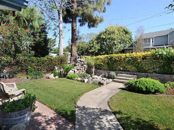 3rd image of 3008 Piedmont Ave