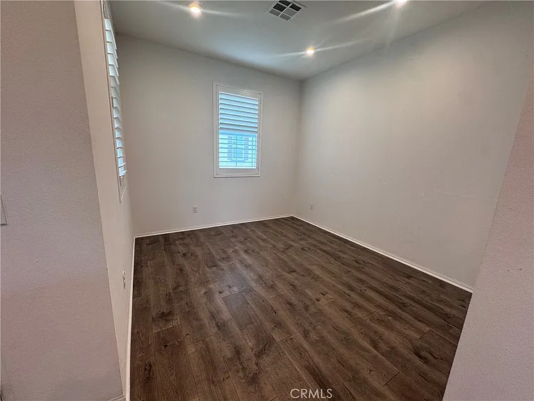 8141 Garden Park St — Photo 6