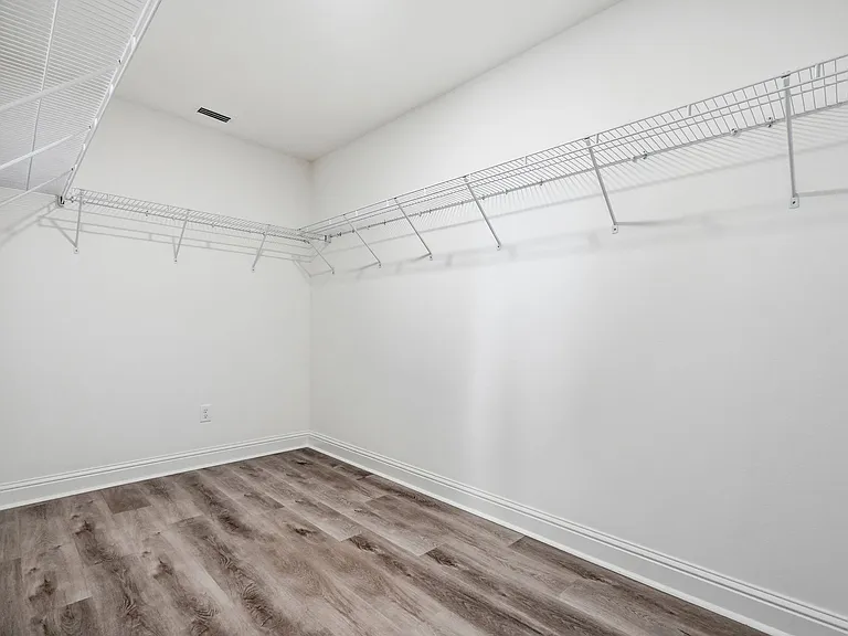 699 Woodlawn Ave NW — Photo 28