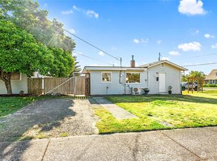 205 S 15th St, Lynden, WA 98264