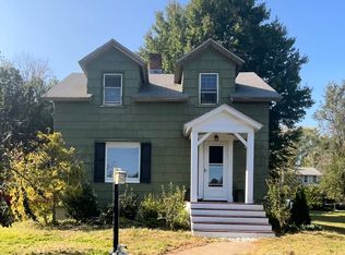 65 High St N, Barre, MA 01005