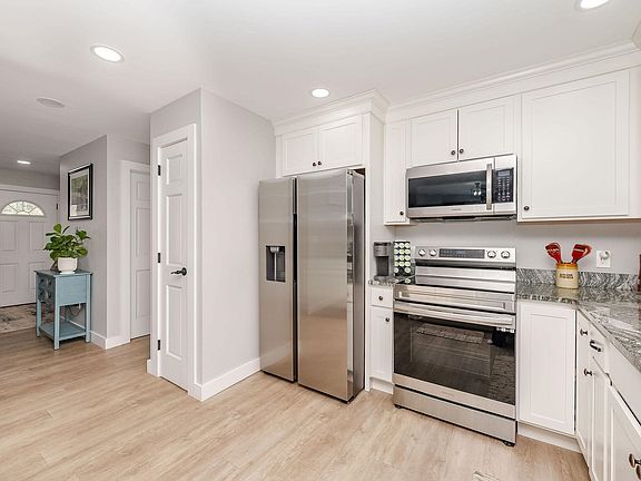 2nd image of 11B Bow Mills Road