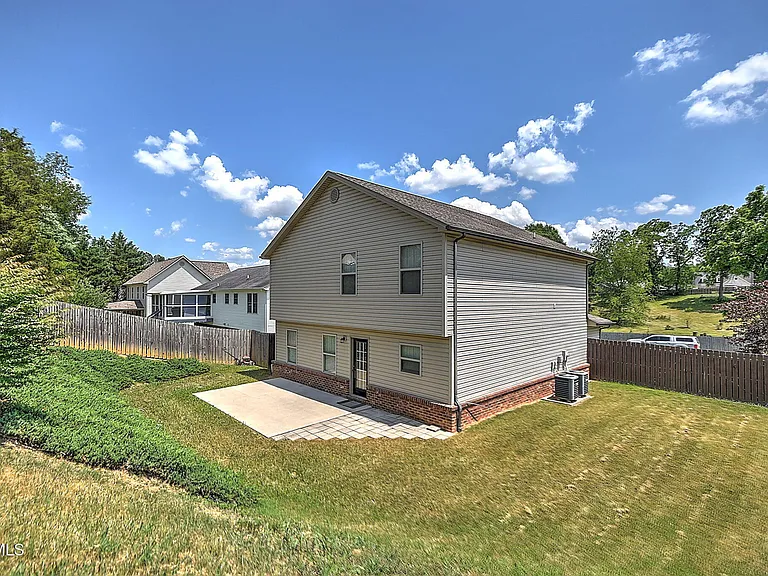 1092 Aberlea Valley Cir — Photo 39