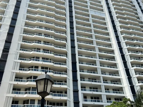 21205 Yacht Club Dr APT 2708, Aventura, FL 33180