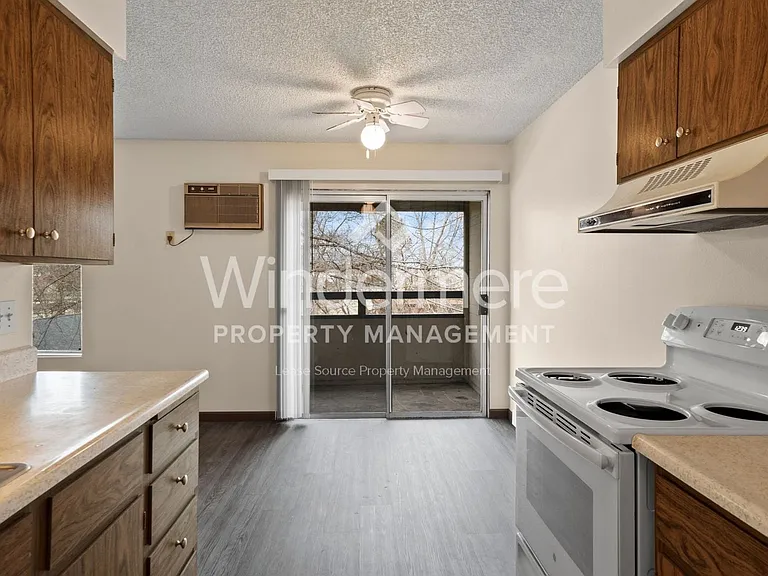 1611 W. 6th Ave — Photo 13