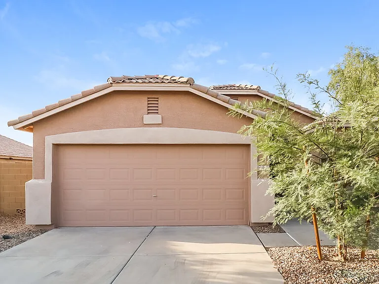 12571 W Fairmount Ave — Photo 1