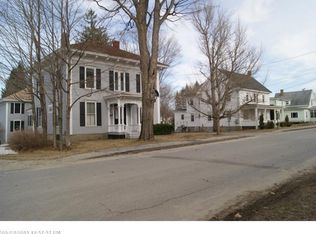 70 Elm St, Gardiner, ME 04345