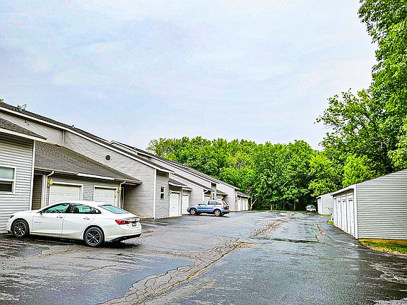 2nd image of 38843 N Cedar Crest Dr APT 203