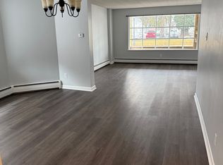 1048 Edgar Ave, Chambersburg, PA 17201