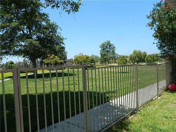 4th image of 3233 San Tomas Dr