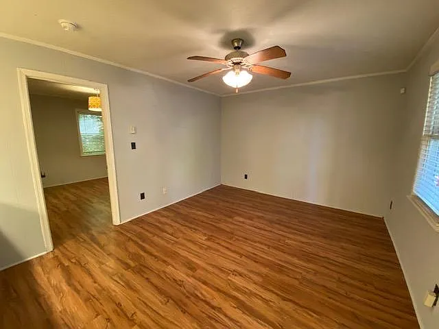 4295 Brownsboro Rd #8 — Photo 8
