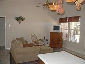 5th image of 2526 Falcon Dr