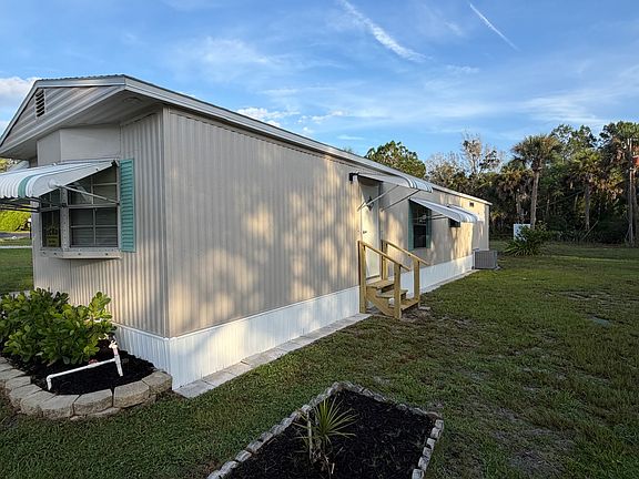 3rd image of 11325 Old Dixie Hwy #10