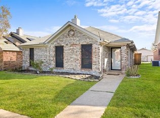 324 Conger Dr, Mesquite, TX 75149