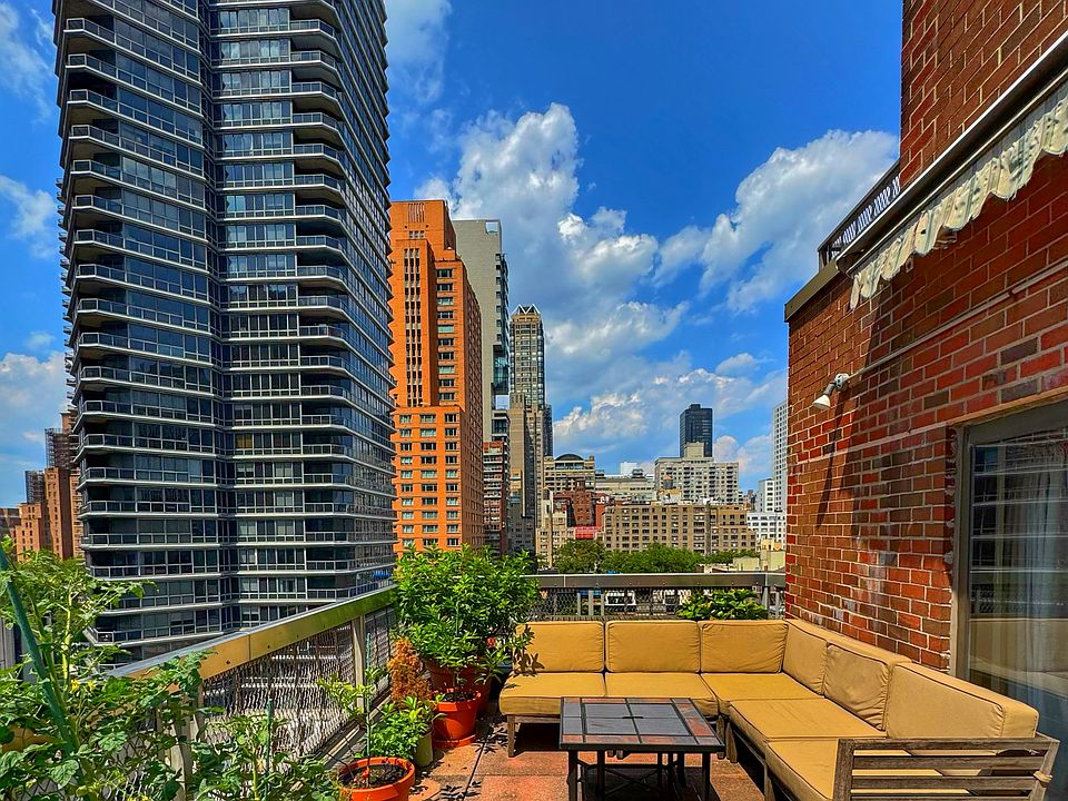 1st image of 220 E 60th St APT 11B